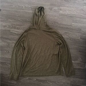 Lululemon Men’s hooded longsleeve XL Olive green